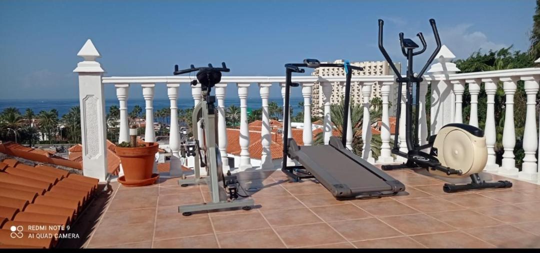 Apartment In Playa De Las Americas 1 エクステリア 写真