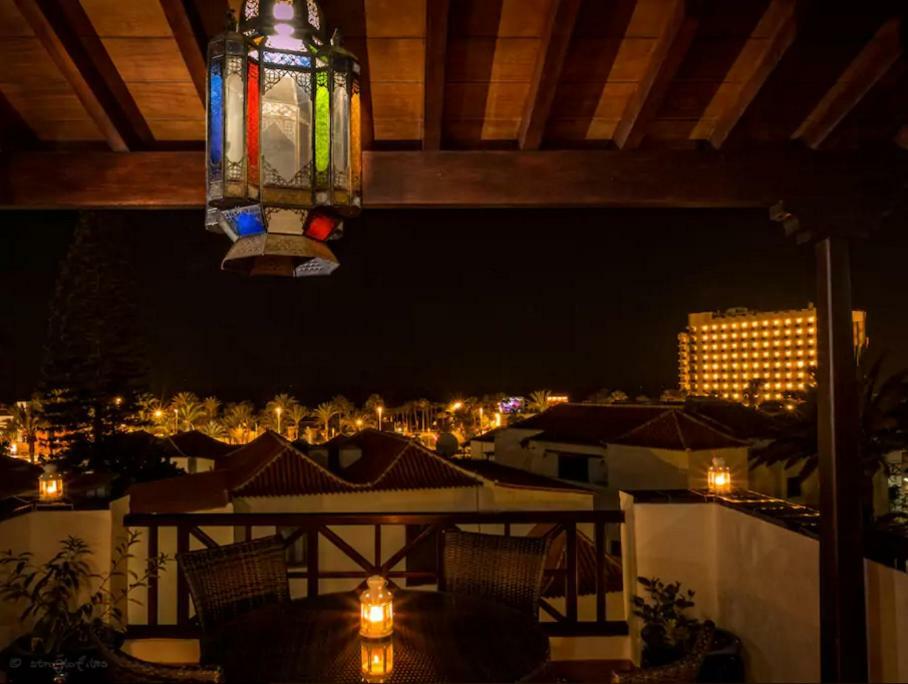 Apartment In Playa De Las Americas 1 エクステリア 写真