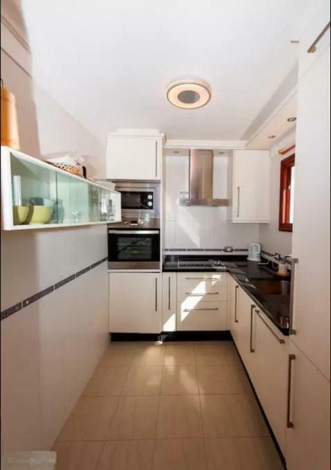 Apartment In Playa De Las Americas 1 エクステリア 写真