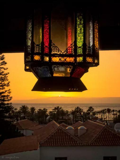Apartment In Playa De Las Americas 1 エクステリア 写真